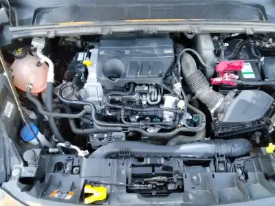 Veículo de Sucata ford puma hybrid st-line 125 cv / 92 kw do ano 2001 alimentado 