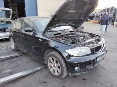 Veículo de Sucata bmw serie 1 berlina (e81/e87) 118i do ano 2001 alimentado 