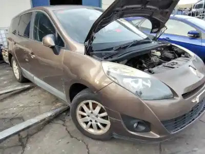 Veículo de Sucata renault scenic iii grand dynamique do ano 2001 alimentado 
