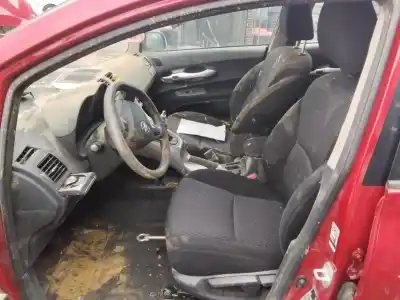 Scrapping Vehicle toyota auris active of the year 2001 powered 