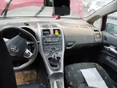 Scrapping Vehicle toyota auris active of the year 2001 powered 