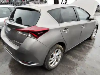 Scrapping Vehicle toyota auris hybrid active of the year 2001 powered 