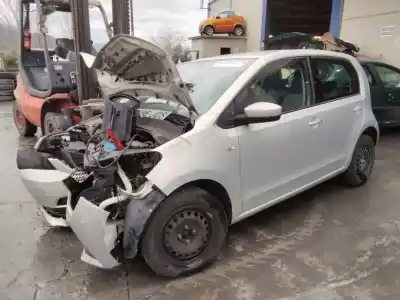 Здавання транспортного засобу seat mii (kf1, ke1) 1.0 року 2001 потужний 