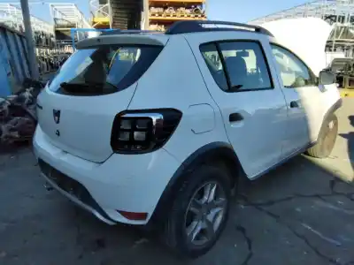 Veículo de Sucata dacia sandero comfort do ano 2001 alimentado h4bb4