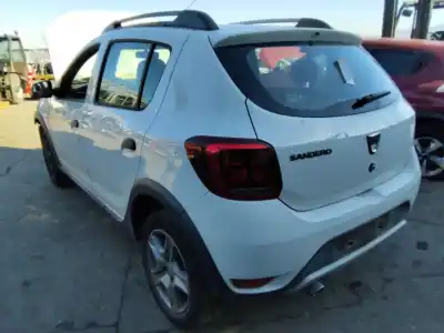 Veículo de Sucata dacia sandero comfort do ano 2001 alimentado h4bb4