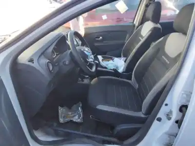 Veículo de Sucata dacia sandero comfort do ano 2001 alimentado h4bb4