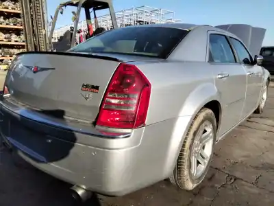 Veicolo di demolizione chrysler 300 c 3.0 crd cat dell'anno 2001 alimentato 