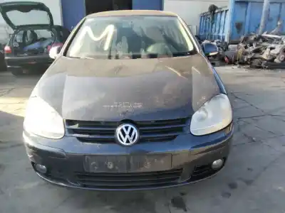 Sloopvoertuig volkswagen golf v berlina (1k1) conceptline (e) van het jaar 2001 aangedreven 