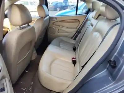 Veículo de Sucata jaguar x-type 2.0 d sport [2.0 ltr. - 96 kw diesel cat] do ano 2001 alimentado 