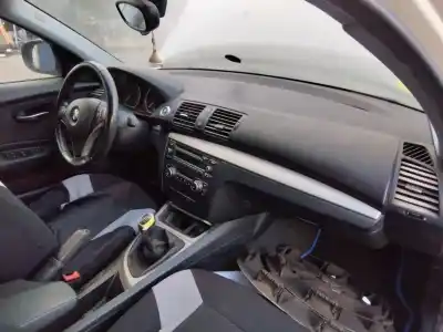 Veículo de Sucata bmw serie 1 berlina (e81/e87) 116d do ano 2001 alimentado 