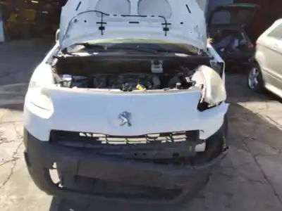 Veículo de Sucata peugeot partner tepee 1.6 hdi / bluehdi 75 do ano 2001 alimentado 9hn
