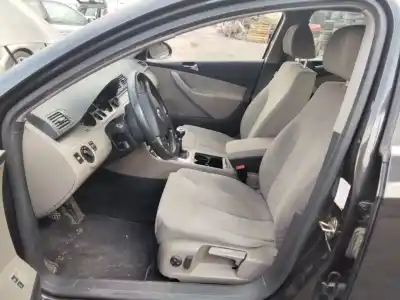 Scrapping Vehicle volkswagen passat b6 (3c2) 2.0 tdi 16v of the year 2001 powered bkp