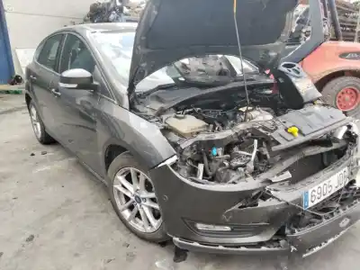 Scrapping Vehicle ford focus turn. (cb8) titanium of the year 2001 powered t1da