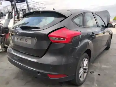 Scrapping Vehicle ford focus turn. (cb8) titanium of the year 2001 powered t1da