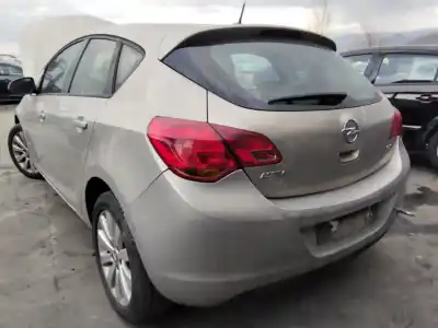 Scrapping Vehicle opel astra j (p10) 1.7 cdti (68) of the year 2001 powered  Scrapping Vehicle opel astra j (p10) 1.7 cdti (68) of the year 2001 powered