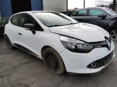Veicolo di demolizione renault clio iv (bh_) 1.5 dci 75 dell'anno 2001 alimentato 0