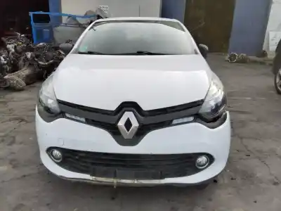 Veicolo di demolizione renault clio iv (bh_) 1.5 dci 75 dell'anno 2001 alimentato 0