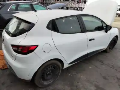 Veicolo di demolizione renault clio iv (bh_) 1.5 dci 75 dell'anno 2001 alimentato 0