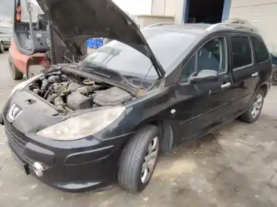 Scrapping Vehicle peugeot 307 break/sw (s2) sw pack 136 cv / 100 kw of the year 2001 powered 