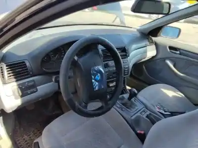 Veículo de Sucata bmw serie 3 berlina (e46) 318i do ano 2001 alimentado 