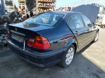 Veículo de Sucata bmw serie 3 berlina (e46) 318i do ano 2001 alimentado 