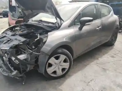 Veículo de Sucata renault clio iv business do ano 2001 alimentado k9k608