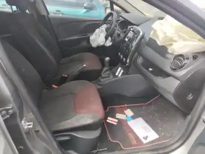 Veículo de Sucata renault clio iv business do ano 2001 alimentado k9k608