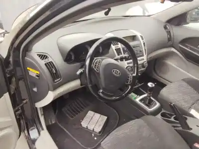 Veículo de Sucata kia ceed active 116 cv / 85 kw do ano 2001 alimentado d4fb