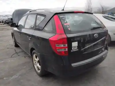 Veículo de Sucata kia ceed active 116 cv / 85 kw do ano 2001 alimentado d4fb