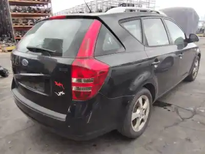 Veículo de Sucata kia ceed active 116 cv / 85 kw do ano 2001 alimentado d4fb