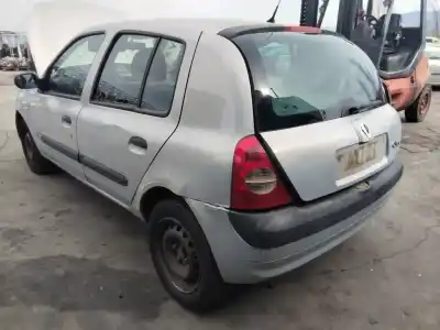 Здавання транспортного засобу renault clio ii fase ii (b/cb0) authentique року 2001 потужний 
