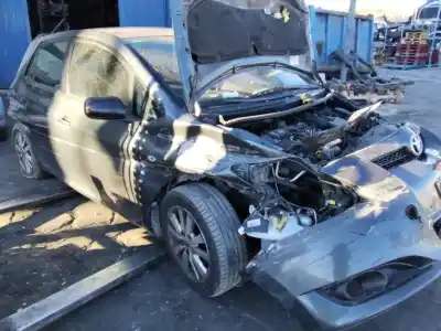 Scrapping Vehicle toyota auris (e18) toyota auris of the year 2001 powered 