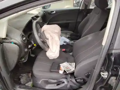 Scrapping Vehicle seat leon (1p1) reference of the year 2001 powered cay
