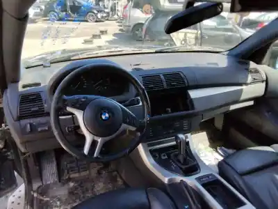 Veículo de Sucata BMW X5 (E53) 3.0d do ano 2001 alimentado 