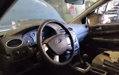 Veículo de Sucata ford focus lim. (cb4) trend do ano 2001 alimentado 