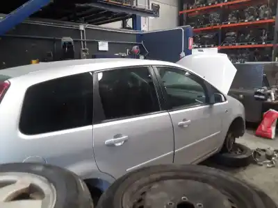 Здавання транспортного засобу ford c-max (cb3) ghia року 2001 потужний 