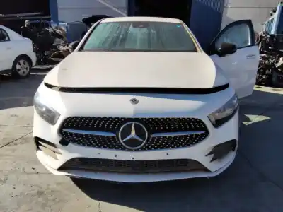 Hurda Aracı mercedes-benz clase a berlina (bm 177) a 200 (177.187) 163 cv / 120 kw yılın 2001 güçlü 