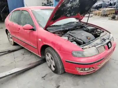 Veículo de Sucata seat leon (1m1) 1.9 tdi do ano 2001 alimentado 