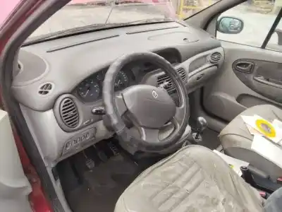 Здавання транспортного засобу RENAULT SCENIC (JA..) 1.9 DCI Authentique року 2001 потужний 