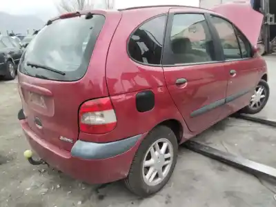 Scrapping Vehicle renault scenic (ja..) 1.9 dci authentique of the year 2001 powered 