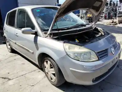 Здавання транспортного засобу renault scenic ii authentique 120 cv / 88 kw року 2001 потужний 9095dkn