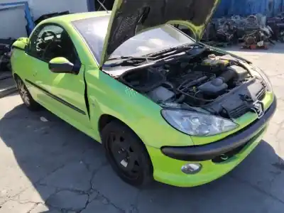Verschrottungsfahrzeug peugeot 206 cc cc des jahres 2001 angetrieben 