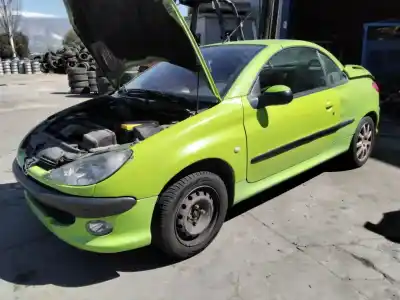 Verschrottungsfahrzeug peugeot 206 cc cc des jahres 2001 angetrieben 