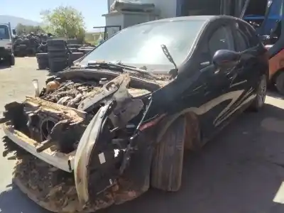 Veículo de Sucata citroen c4 lim. collection do ano 2001 alimentado 