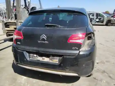 Veículo de Sucata citroen c4 lim. collection do ano 2001 alimentado 