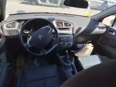 Veículo de Sucata citroen c4 lim. collection do ano 2001 alimentado 