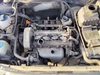 Здавання транспортного засобу seat leon (1m1) 1.6 року 2001 потужний 0