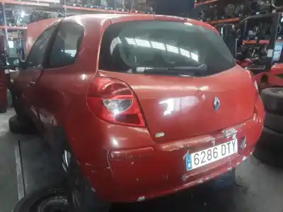 Scrapping Vehicle renault clio iii confort dynamique of the year 2001 powered k9k764