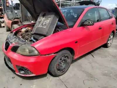 Veículo de Sucata seat ibiza (6l1) reference do ano 2001 alimentado 