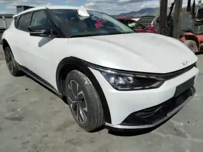 Veículo de Sucata kia ev6 (cv) air 2wd 228 cv / 168 kw do ano 2001 alimentado 